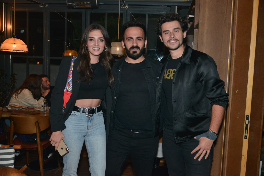 Yeni yaşını ünlü isimlerle kutladı - Sayfa:2