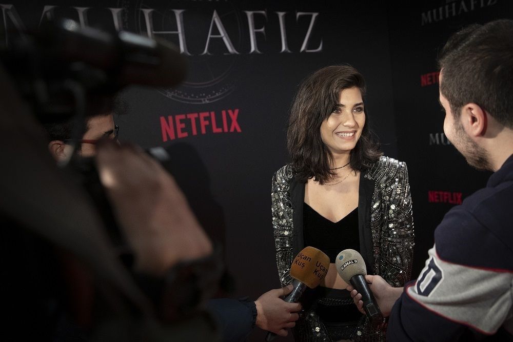 Tuba Büyüküstün hangi diziyle ekrana dönüyor? - Sayfa:1