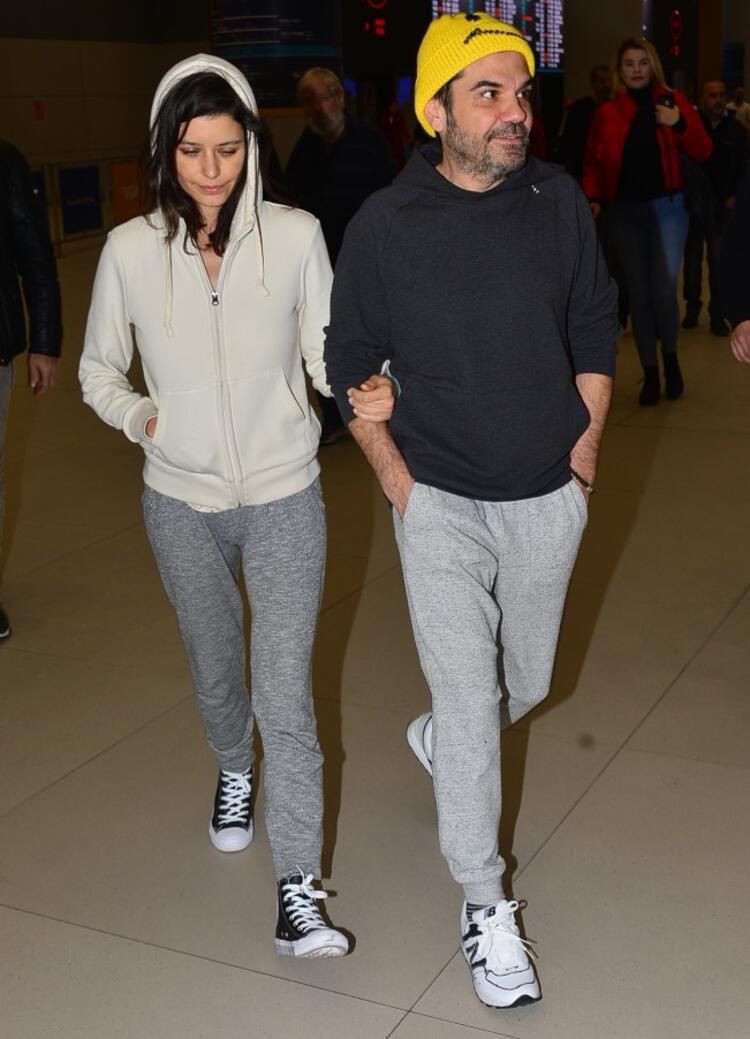 Beren Saat ve Kenan Doğulu kol kola - Sayfa:3