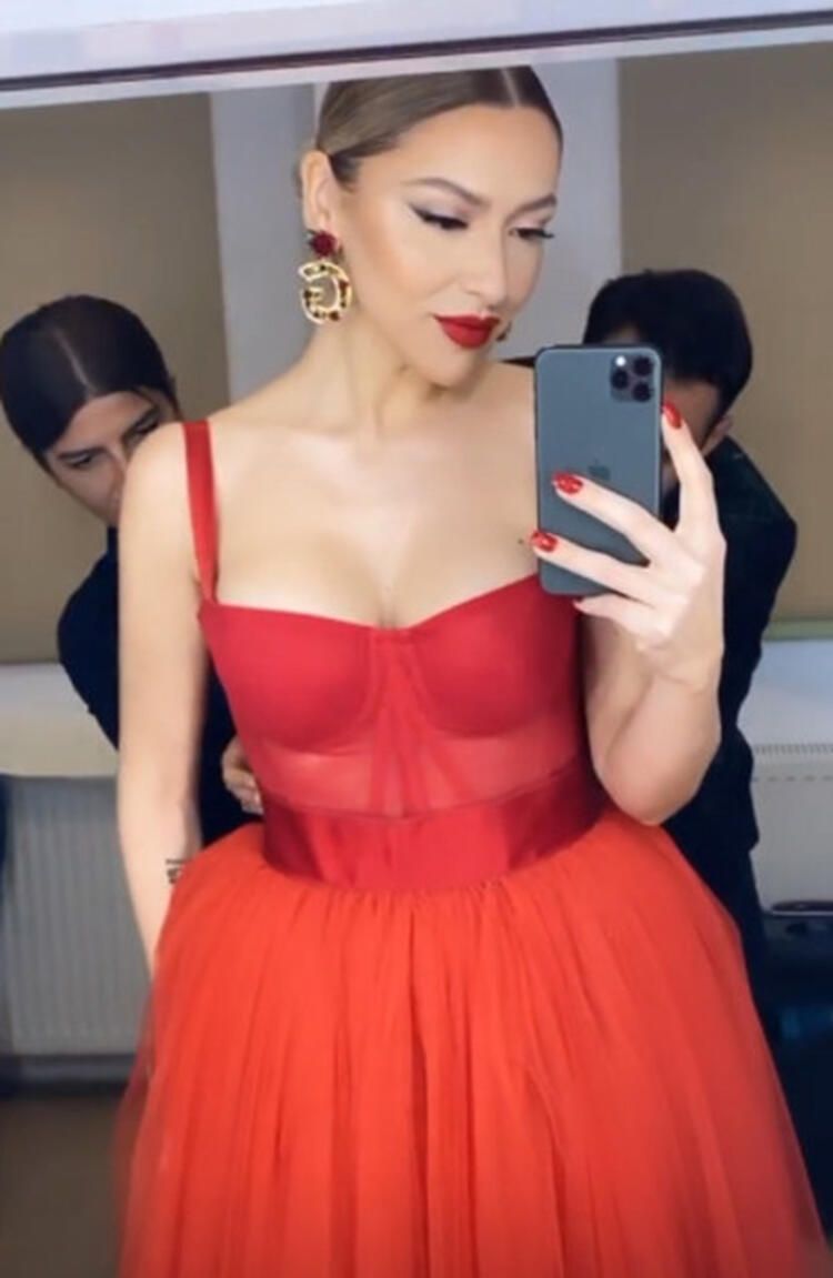 Hadise'den tepki: Edepsizlik sizin kafanızda! - Sayfa:4