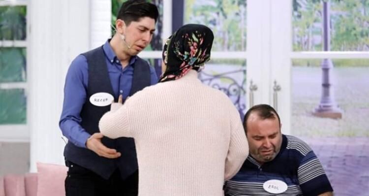 Karısı internetten tanıştığı adama kaçmıştı... Canlı yayında bir şok daha! - Sayfa:3