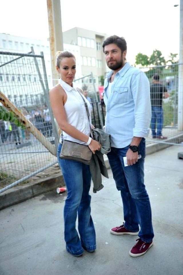 Survivor'da dikkat çeken detay... Eski eş ve eski sevgili aynı takımda! - Sayfa:3