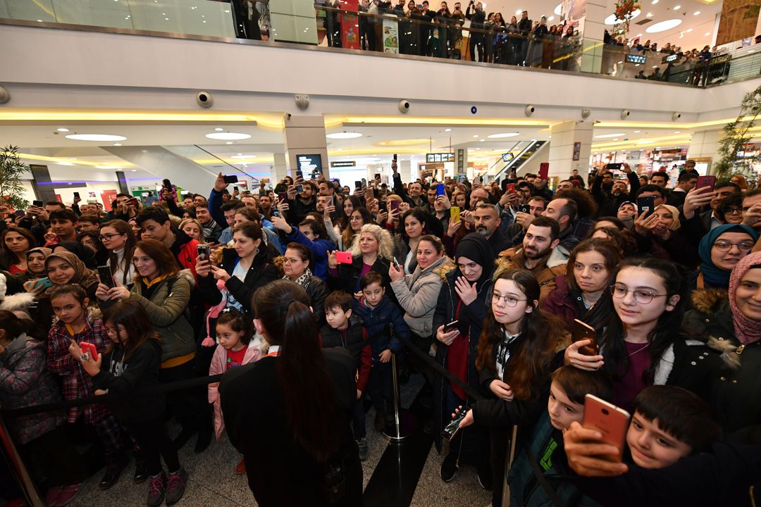 Bayi Toplantısı'na Eskişehir'de coşkulu karşılama - Sayfa:2