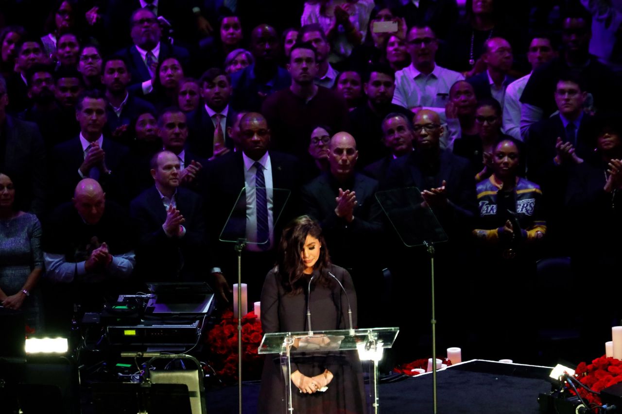 Kobe Bryant'a efsane olduğu yerde veda! - Sayfa:3