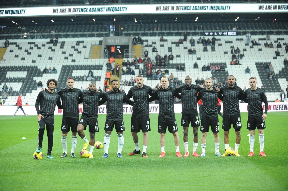 Beşiktaş'tan dikkat çeken 8 Mart mesajı... Kadın cinayetleri vurgusu! - Sayfa:1
