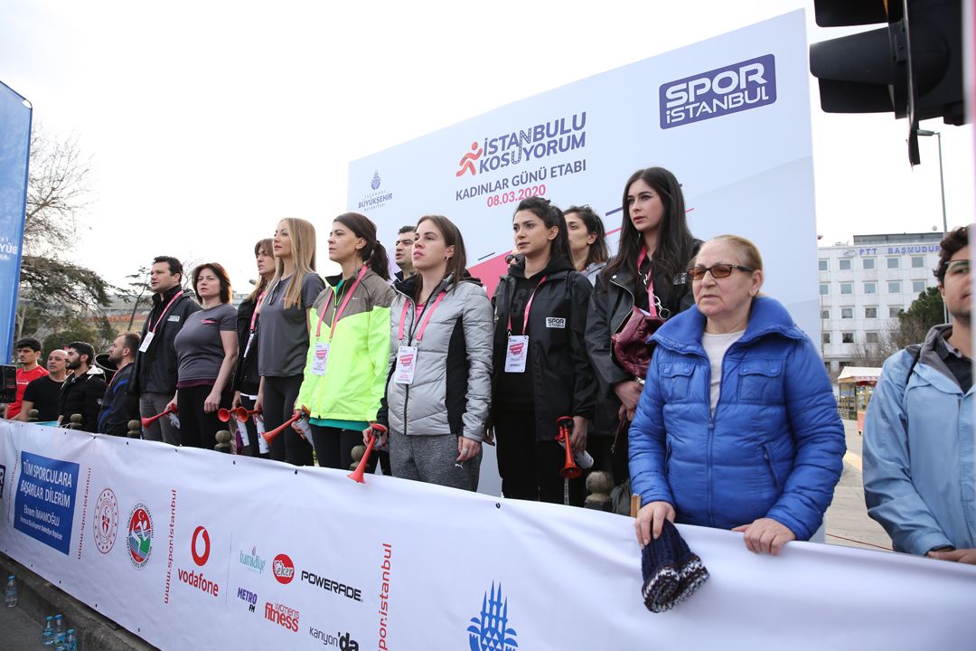 Kadınlar, güçlü adımlarıyla Kadıköy'de koştu - Sayfa:3