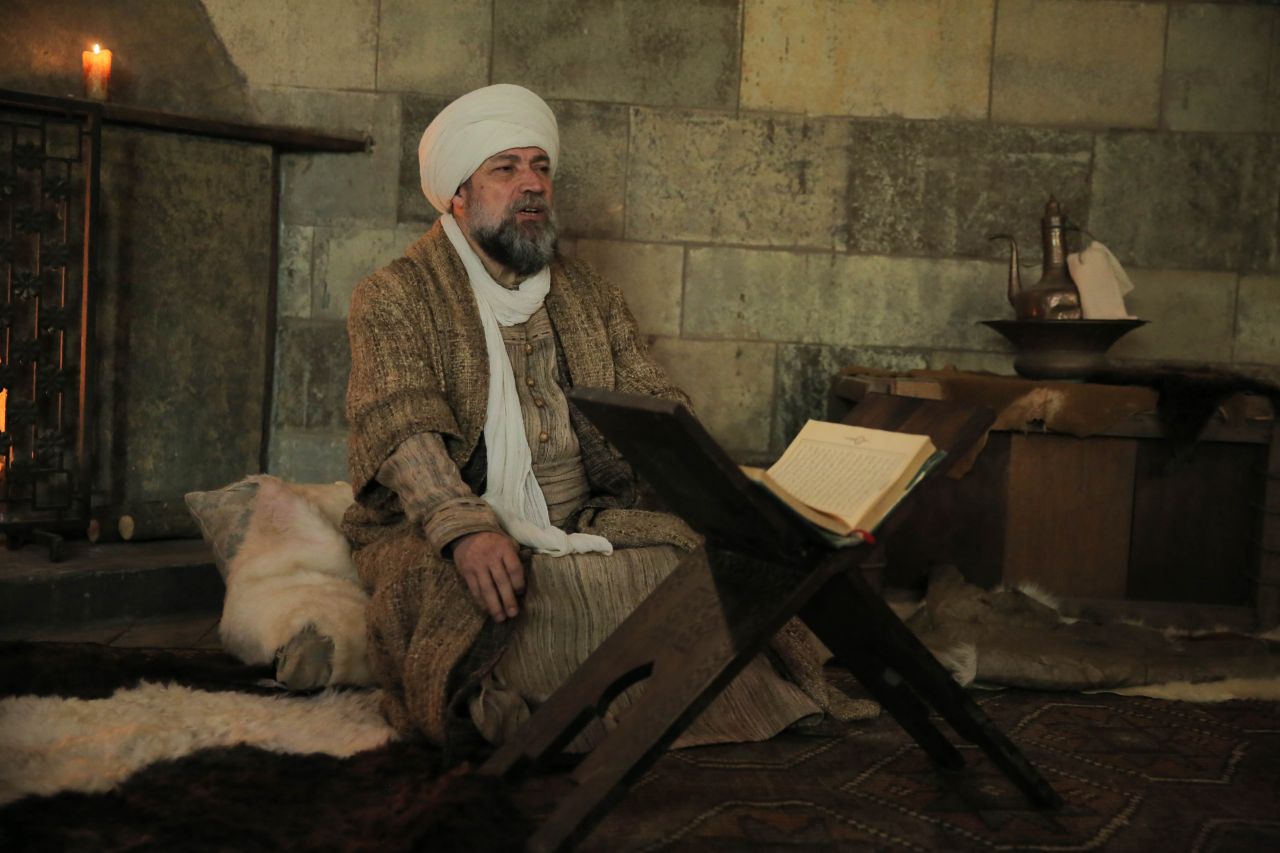 Kuruluş Osman’ın Şeyh Edebalı'sı: "Sokakta, 'kızını Osman’a niye vermiyorsun?' diye sitem ediyorlar" - Sayfa:1