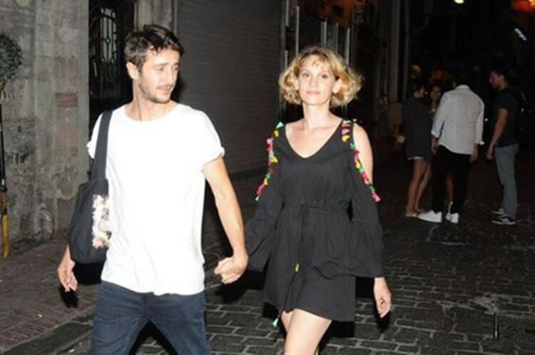 Ünlü çiftten kötü haber... Farah Zeynep Abdullah ve Doğu Demirkol ayrıldı! - Sayfa:4