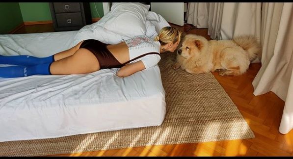 Didem Soydan'dan çok konuşulan köpekli poz - Sayfa:1