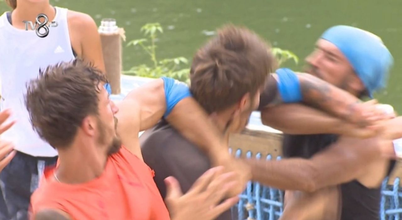 Survivor'da olaylı konsey! Survivor 2020 Yasin ve Barış diskalifiye oldu mu? - Sayfa:1