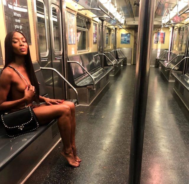 Ünlü model metroda çıplak poz verdi - Sayfa:4