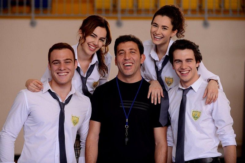 Güneşi Beklerken ekrana dönüyor - Sayfa:1