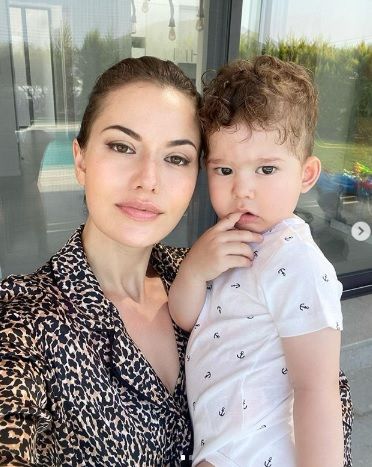 Fahriye Evcen'in oğluyla paylaşımına 2 milyon beğeni - Sayfa:1