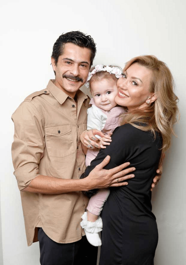 İsmail Hacıoğlu - Duygu Kumarki çiftinden kötü haber! - Sayfa:4