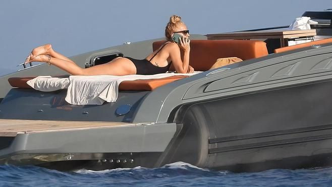 Burcu Esmersoy'un tekne keyfi - Sayfa:2