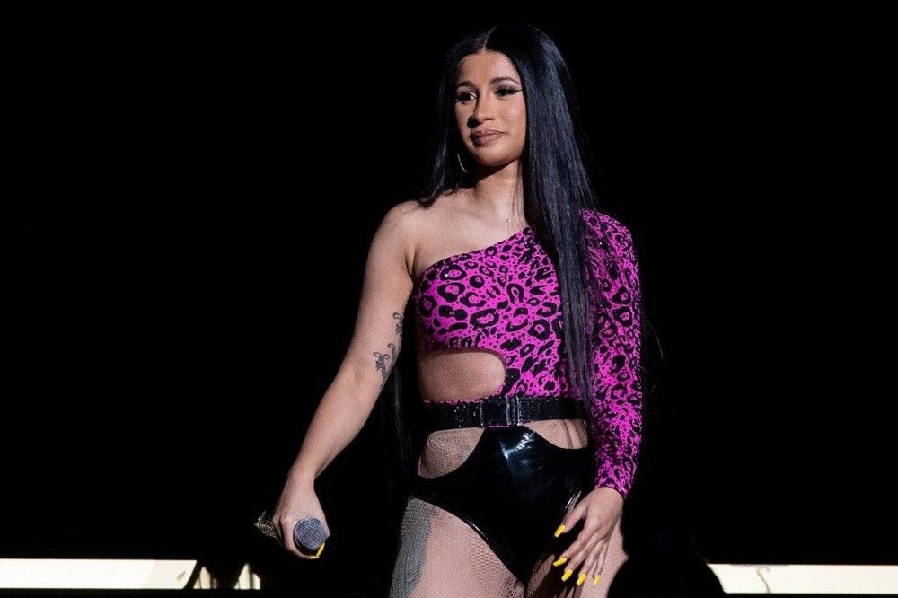 Cardi B şimdi de Kösem Sultan izliyor: Hürrem olsa şimdiye hepsinin kellesini almıştı - Sayfa:4