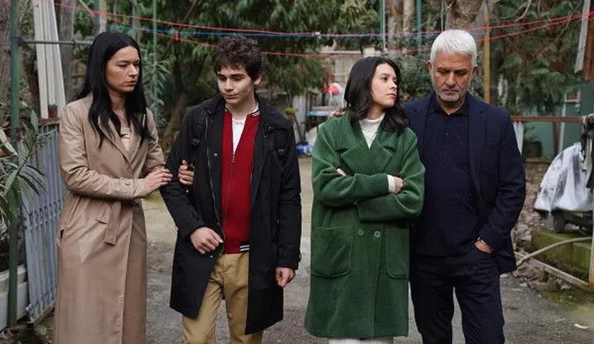 Yasak Elma'da tepki çeken ayrılık - Sayfa:3