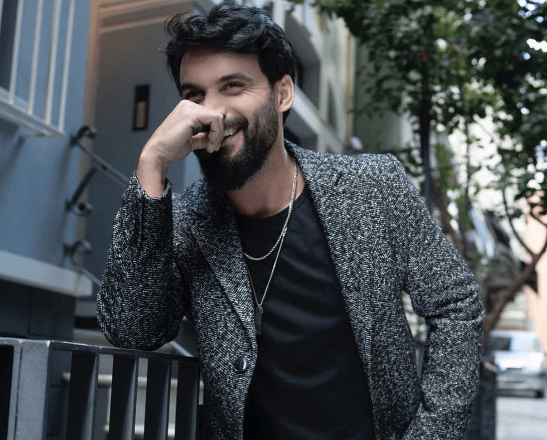 Sen Çal Kapımı dizisine flaş transfer! Hangi ünlü oyuncu kadroya katıldı? - Sayfa:3
