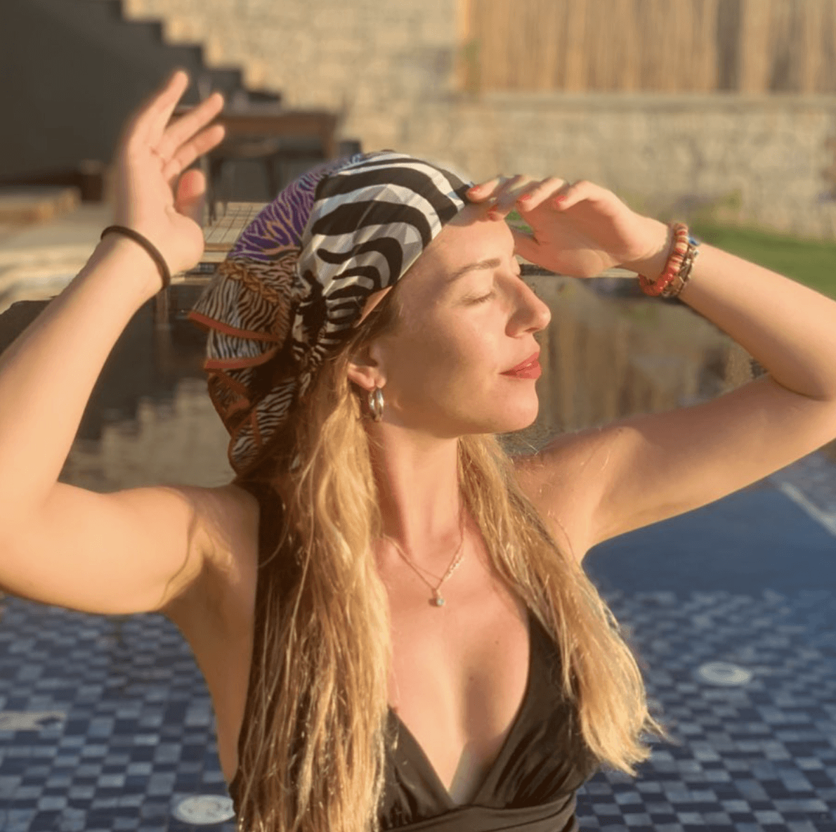Sinem Kobal'dan yeni poz - Sayfa:4