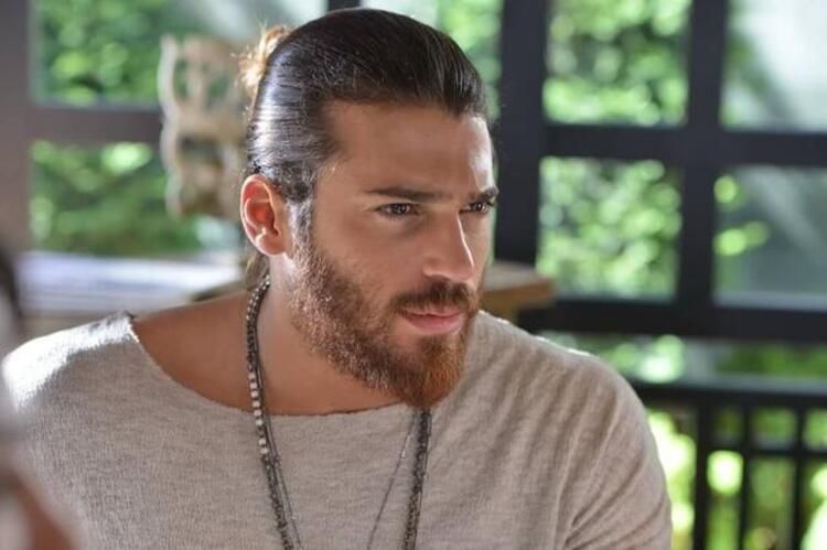 Can Yaman'ın olaylı gecesi - Sayfa:1