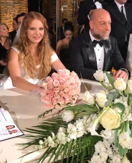 Naz Elmas'la Erol Özmandıracı'nın evliliğinde kriz - Sayfa:4