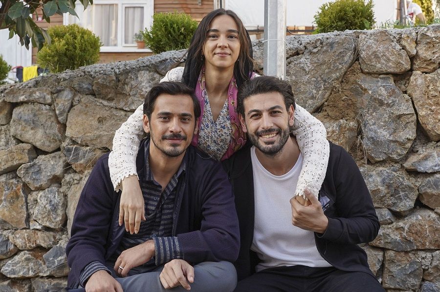 Özcan Deniz ve İrem Helvacıoğlu ilk kez... - Sayfa:3