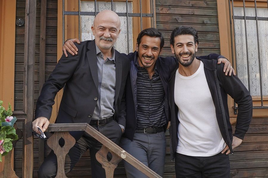 Özcan Deniz ve İrem Helvacıoğlu ilk kez... - Sayfa:4