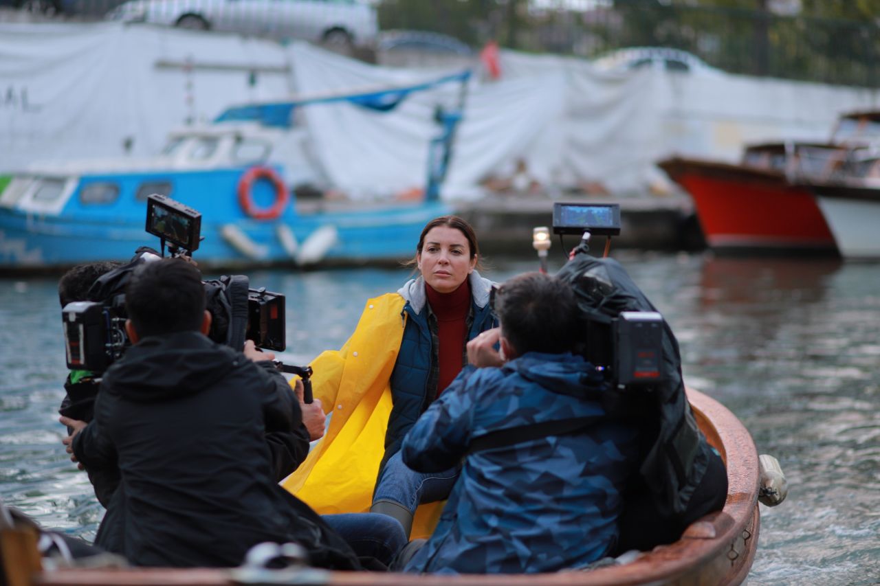 Bir Annenin Günahı dizisinden yeni tanıtım! Kamera arkasından özel fotoğraflar da geldi... - Sayfa:2