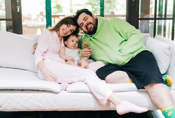 Coronavirus'e yakalanan Eser Yenenler'in sağlık durumunda yeni gelişme - Sayfa:1