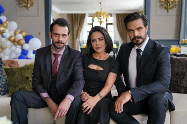 Ünlü sunucu Gülay Özdem ekranlara oyuncu olarak döndü! Hangi dizinin kadrosuna katıldı? - Sayfa:4