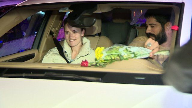 Burak Özçivit'ten Fahriye Evcen'e romantik jest - Sayfa:3