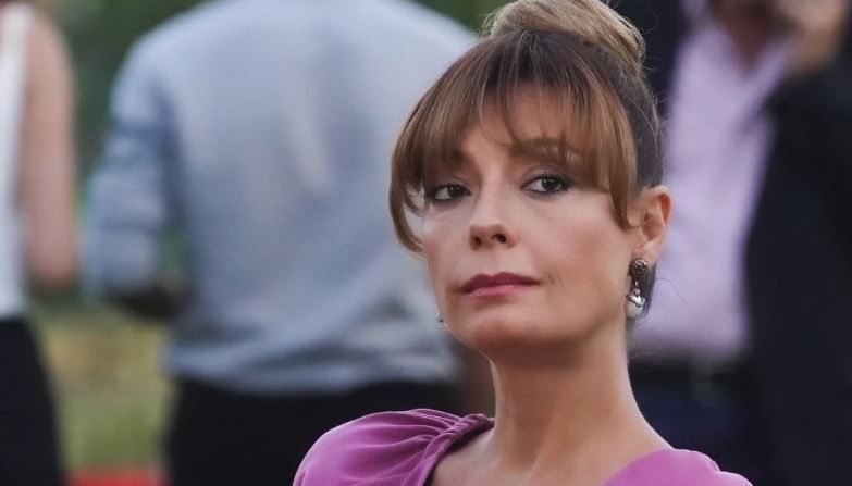 Özge Özder bebeği için cinsiyet partisi düzenledi - Sayfa:1