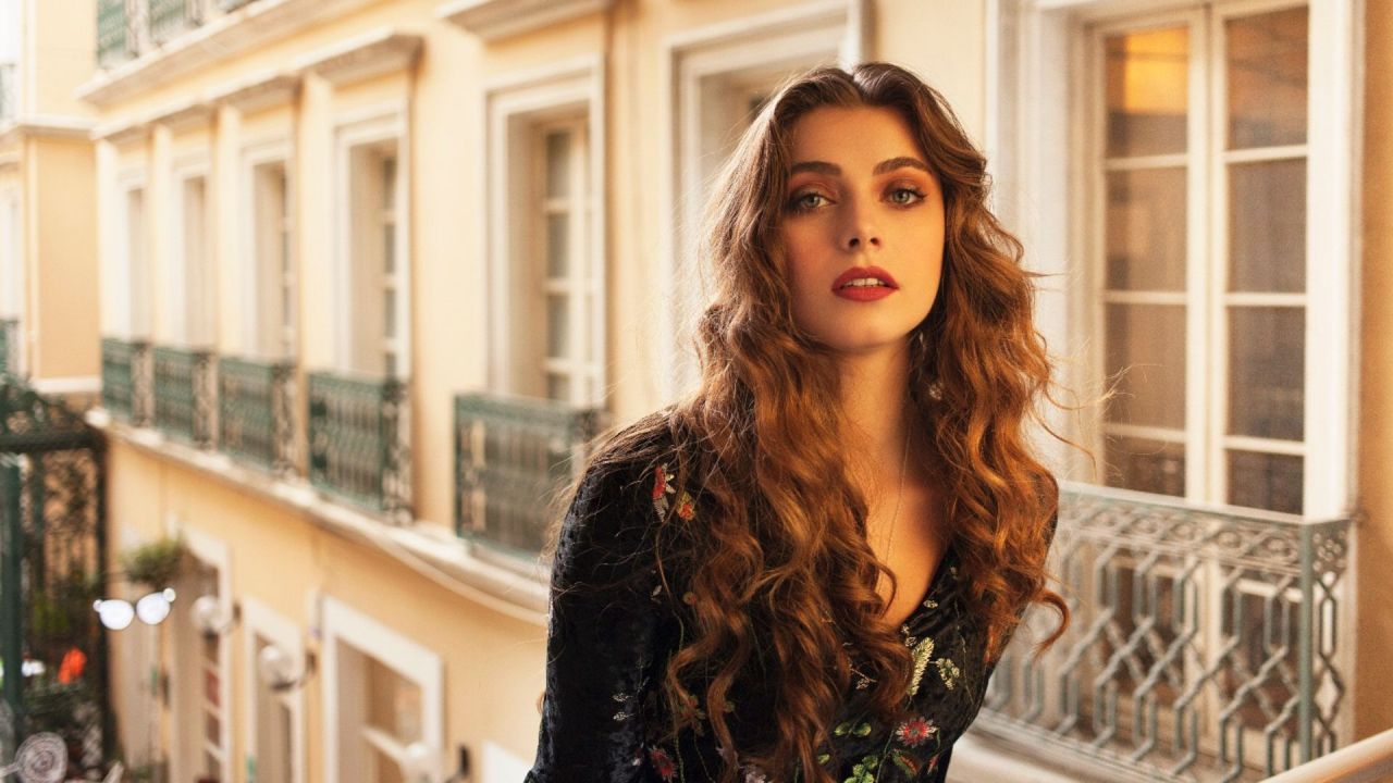 Hercai oyuncusuna İspanya'dan ödül - Sayfa:1