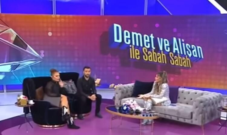 Demet Akalın ve Deniz Seki dostluğu canlı yayında bitti! Zehir zemberek sözler... - Sayfa:3