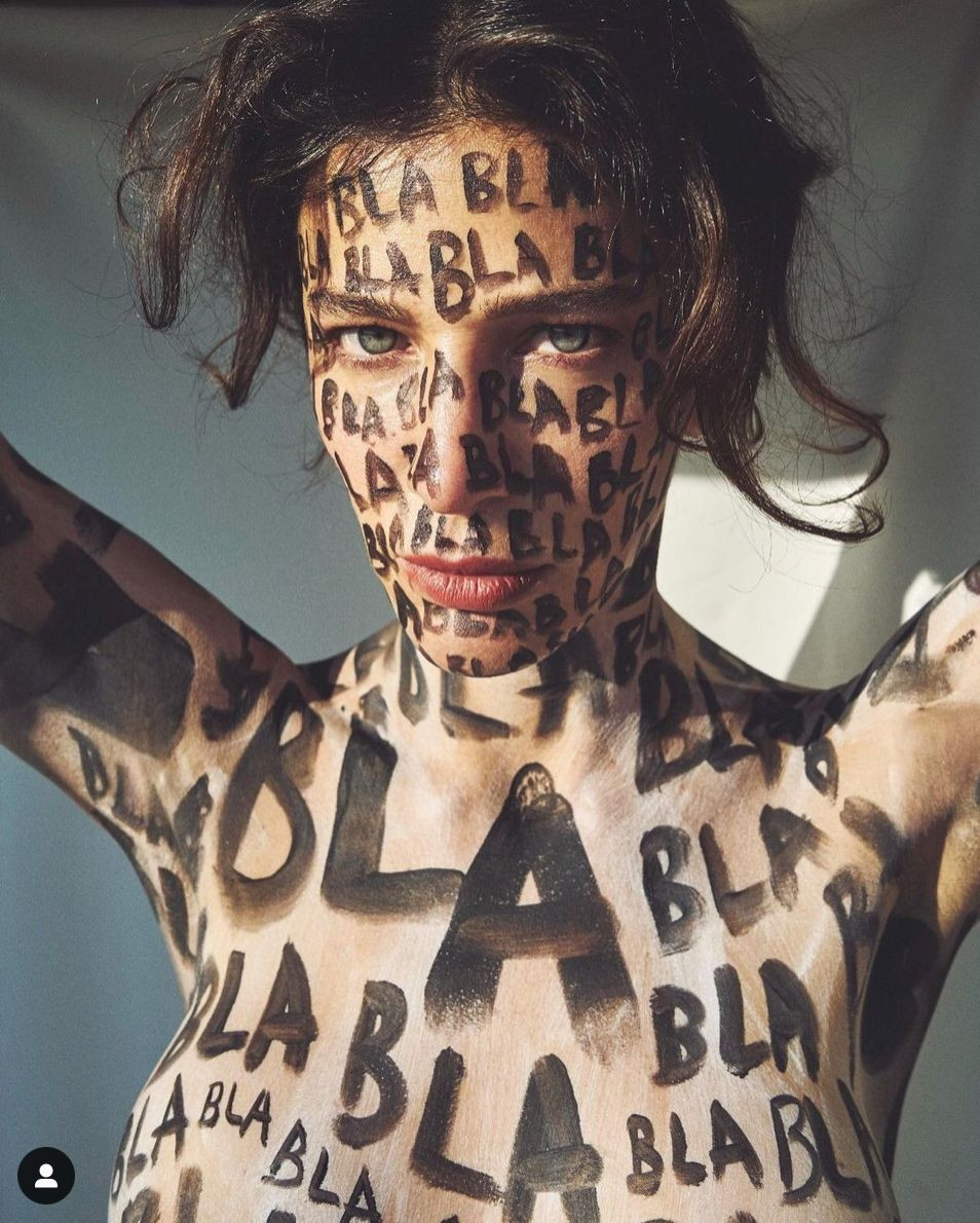 Berrak Tüzünataç'ın çok konuşulan fotoğraflarına 'Femen' benzetmesi - Sayfa:3