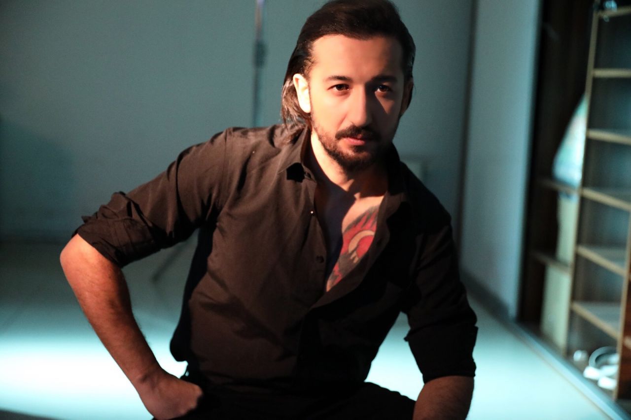 Ringlerin şampiyonlarını buluşturan dizi: Sarp - Sayfa:1