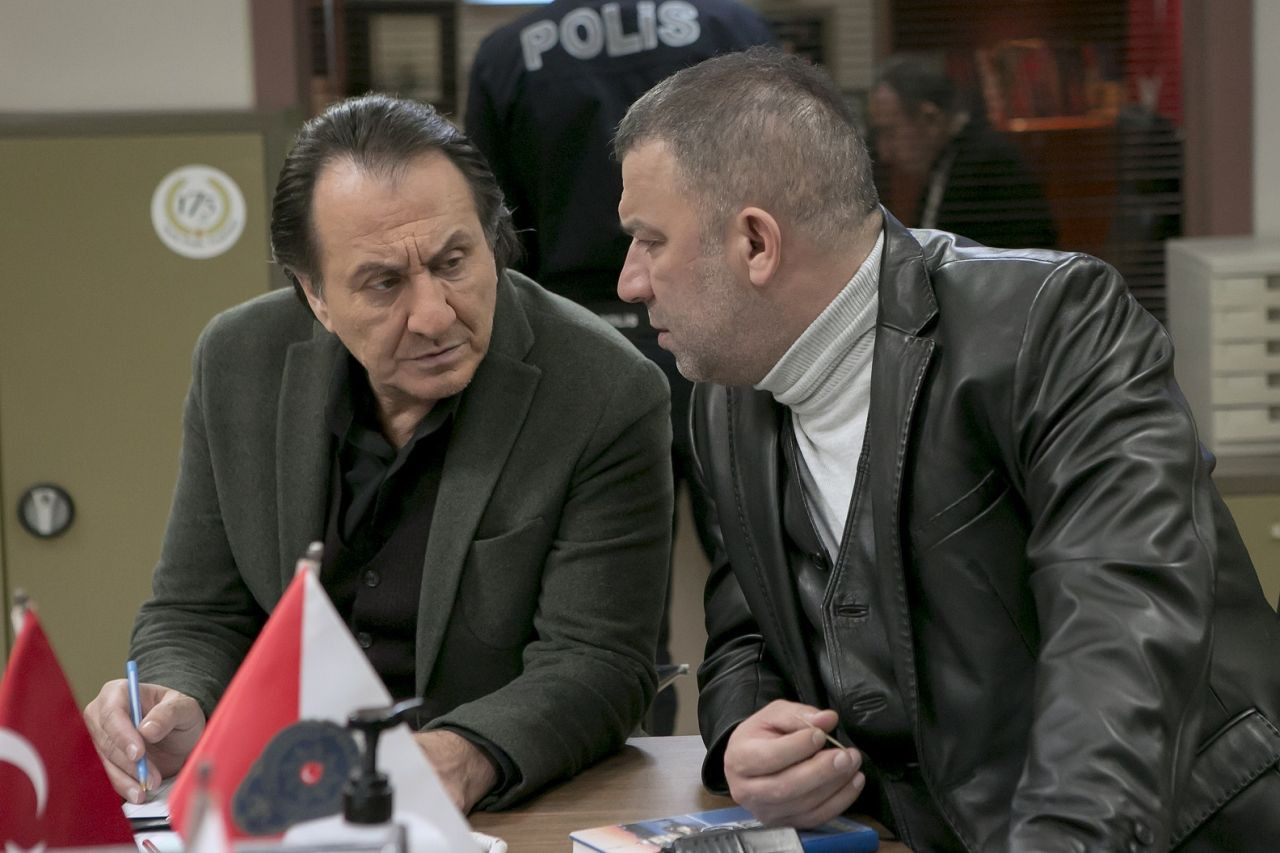 Arka Sokaklar yerini kaptırmadı - Sayfa:1