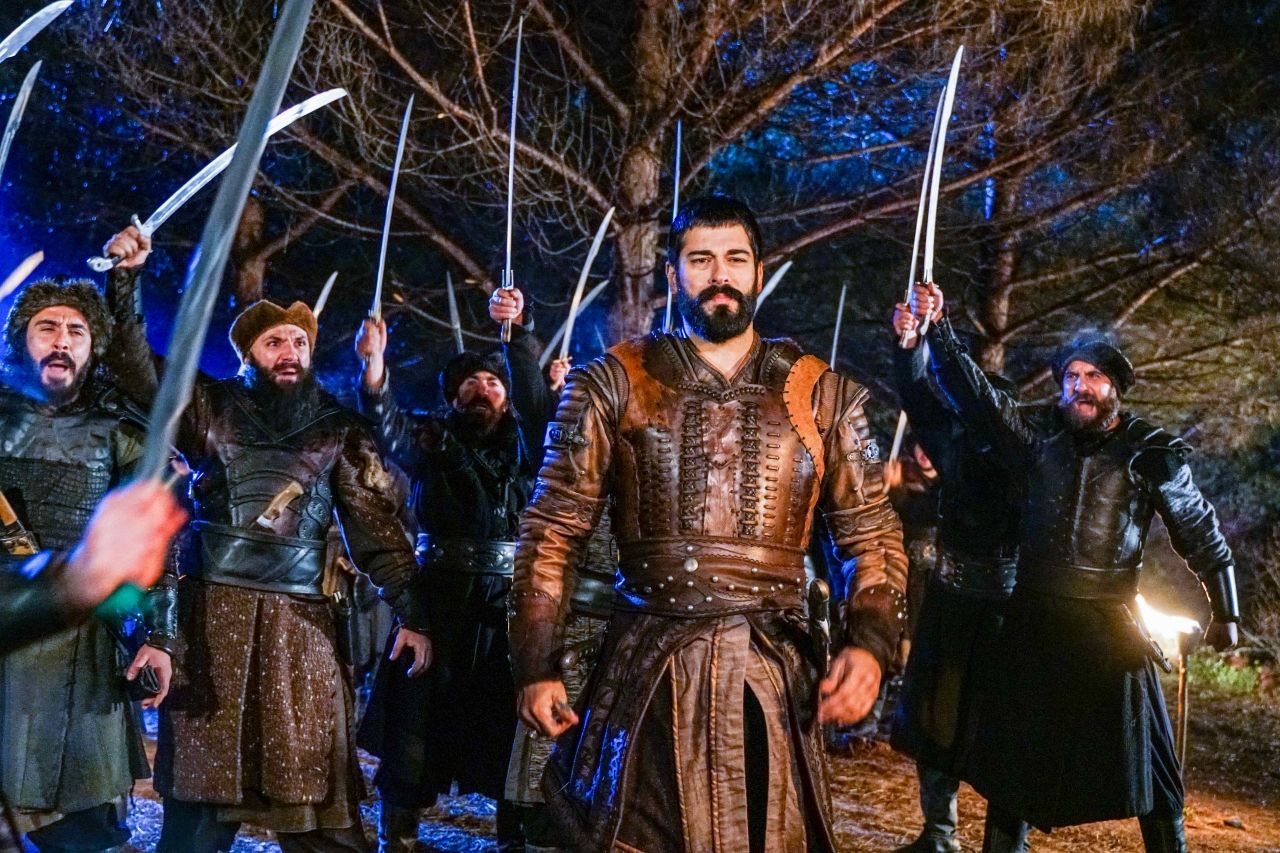 Kuruluş Osman yeni bölümden bir fragman daha: Osman Bey, Haçlı ittifakına kafa tutuyor! - Sayfa:3