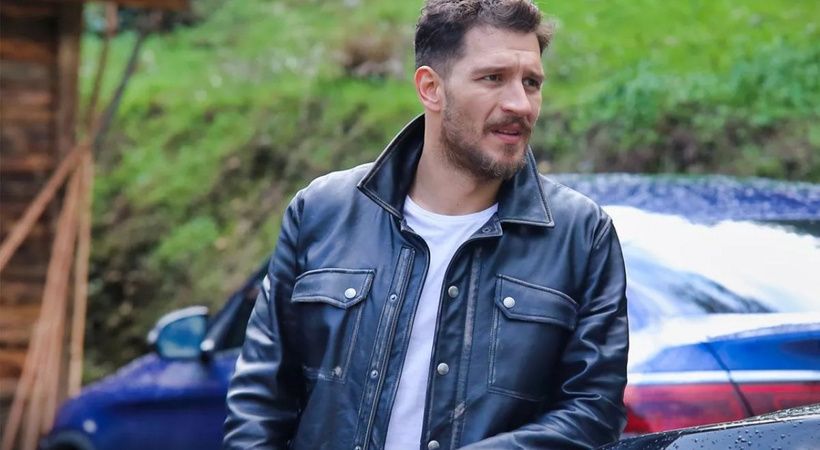 Ünlü oyuncu, Cem Yılmaz'la dizi görüşmesinde - Sayfa:1
