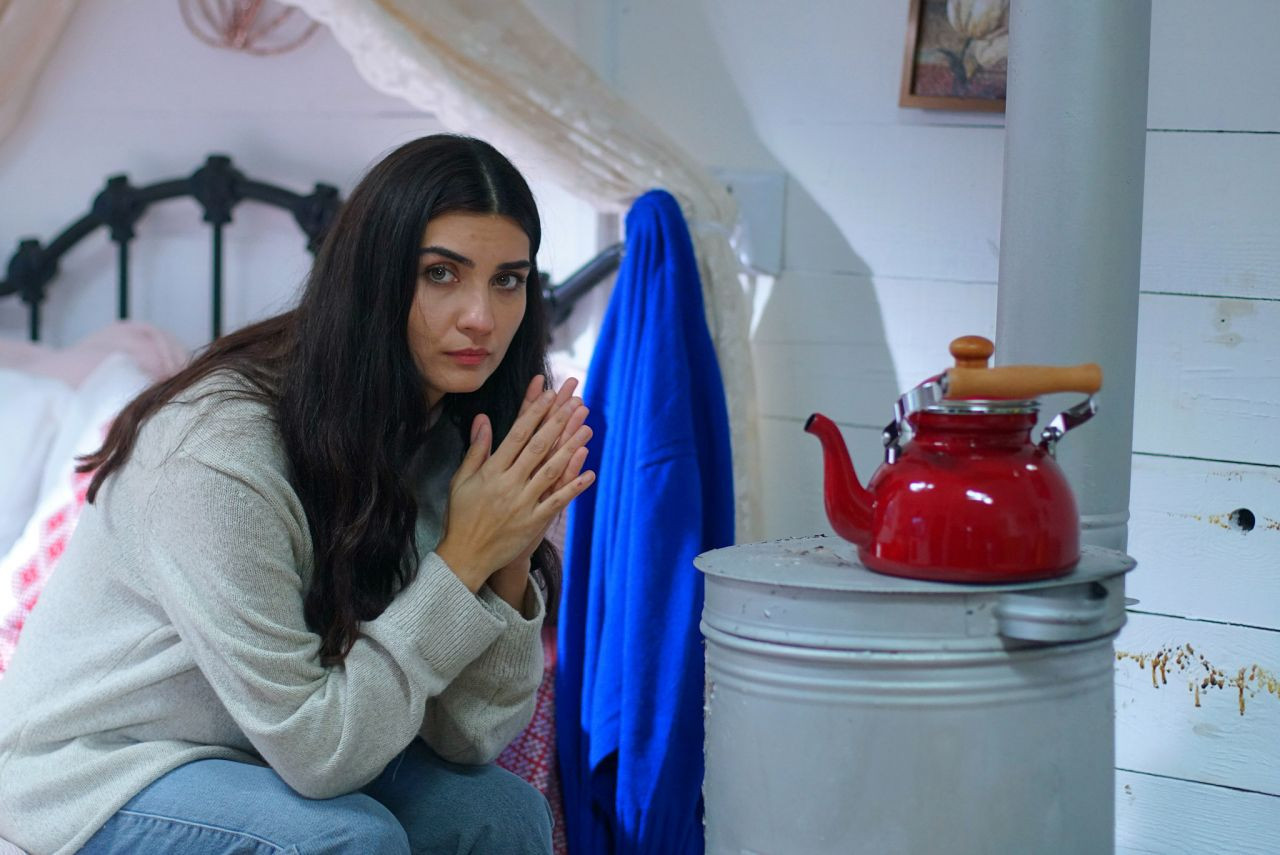 Tuba Büyüküstün Sefirin Kızı'nda kafa karıştırıyor - Sayfa:3