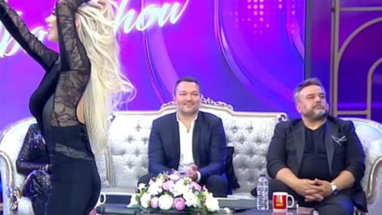 Ali Sunal ve Bülent Serttaş'ın İbo Show'daki zor anları - Sayfa:1