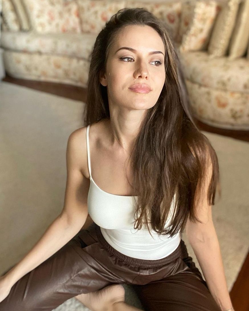 Fahriye Evcen ekranlara dönüyor! Alacağı ücret dudak uçuklattı - Sayfa:3