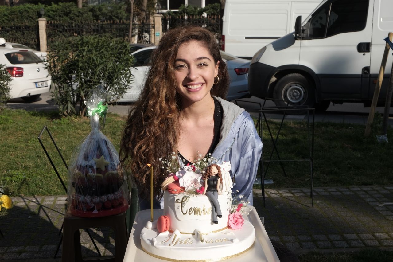 Sol Yanım setinde doğum günü sürprizi - Sayfa:2