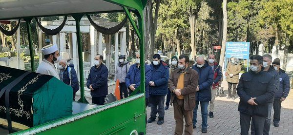 Serpil Barlas son yolculuğuna uğurlandı - Sayfa:4