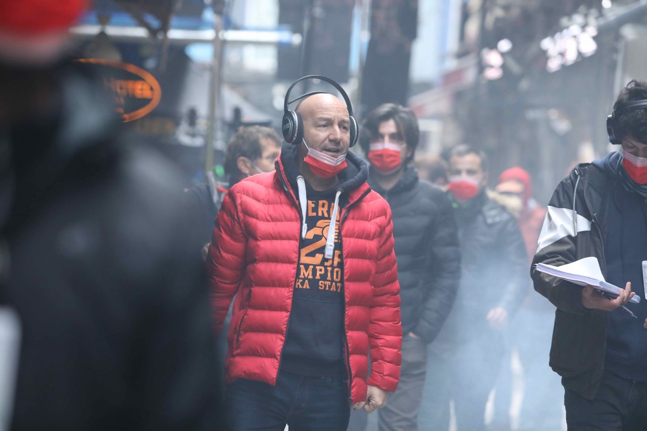 Yeşilçam dizisinin setinden ilk kareler geldi - Sayfa:1