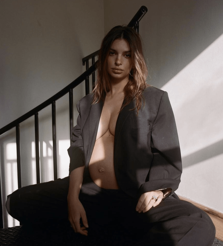 Emily Ratajkowski anne oldu - Sayfa:4