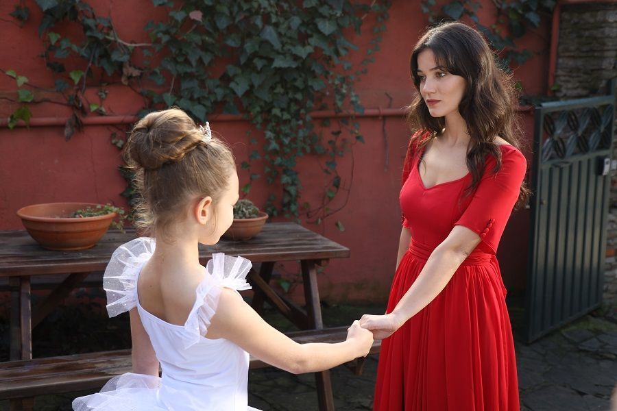 Kırmızı Oda'da ayrılık - Sayfa:4