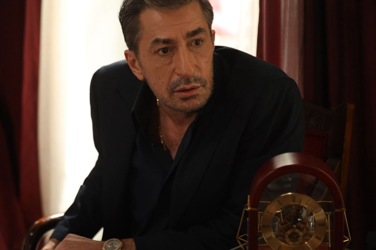Kırımızı Oda dizisinin Sadi'si Erkan Petekkaya hangi diziye konuk oluyor? - Sayfa:1