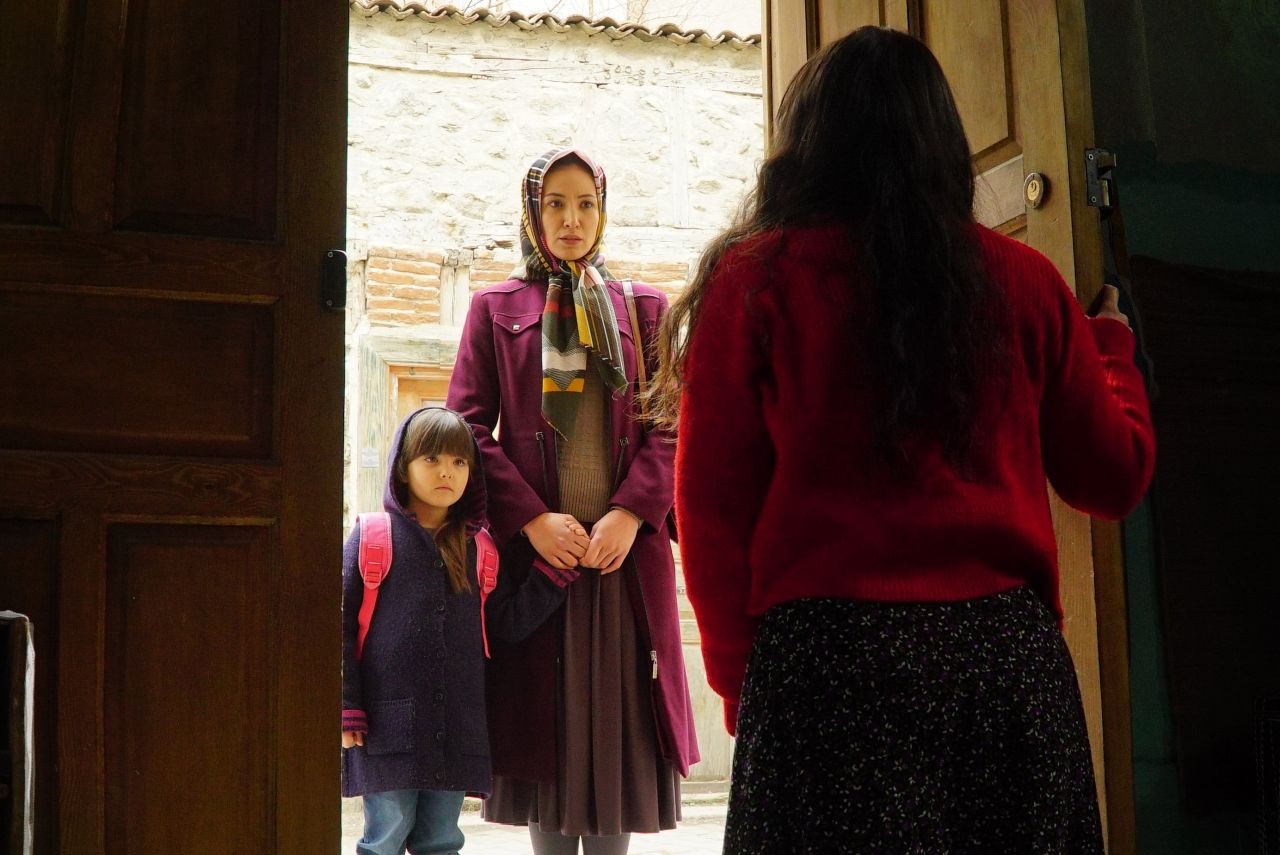 Cemre Melis Çınar, Gönül Dağı'nda! - Sayfa:3