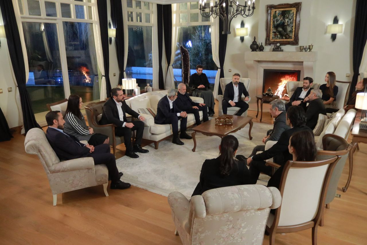 Eşkıya Dünyaya Hükümdar Olmaz'da şok ölüm! - Sayfa:1